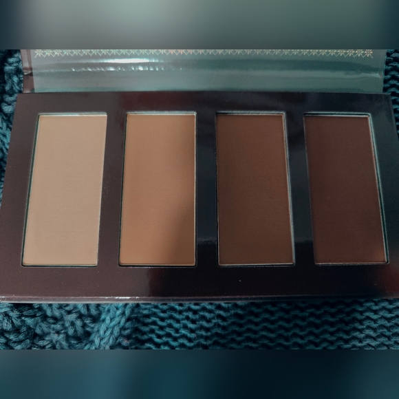 Bronzed in Paradise Ace Beaute palette - Picture 4 of 5